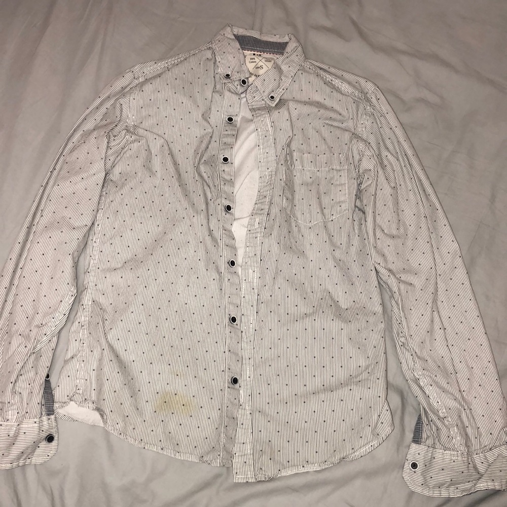 White with black dotted pin stoped shirt